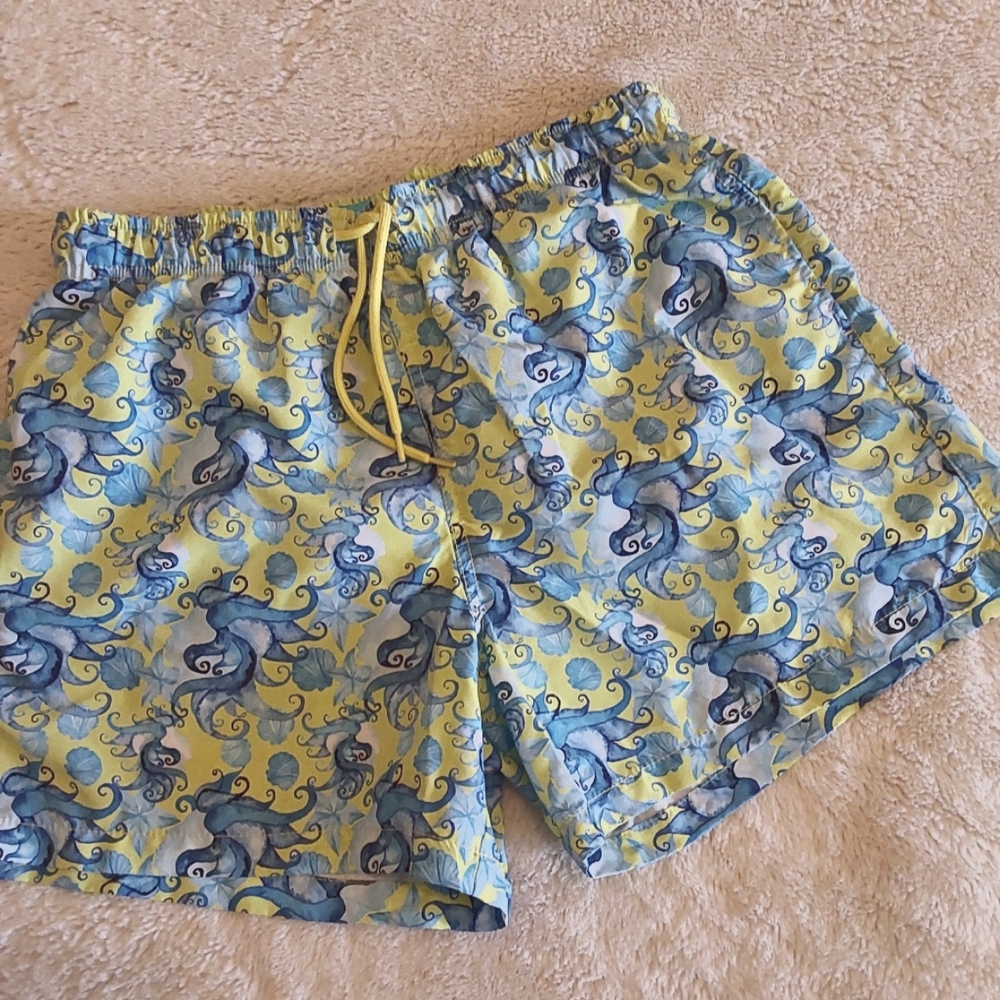 🌺 Like New Happy Hour Octopus Print Swim/Board Shorts